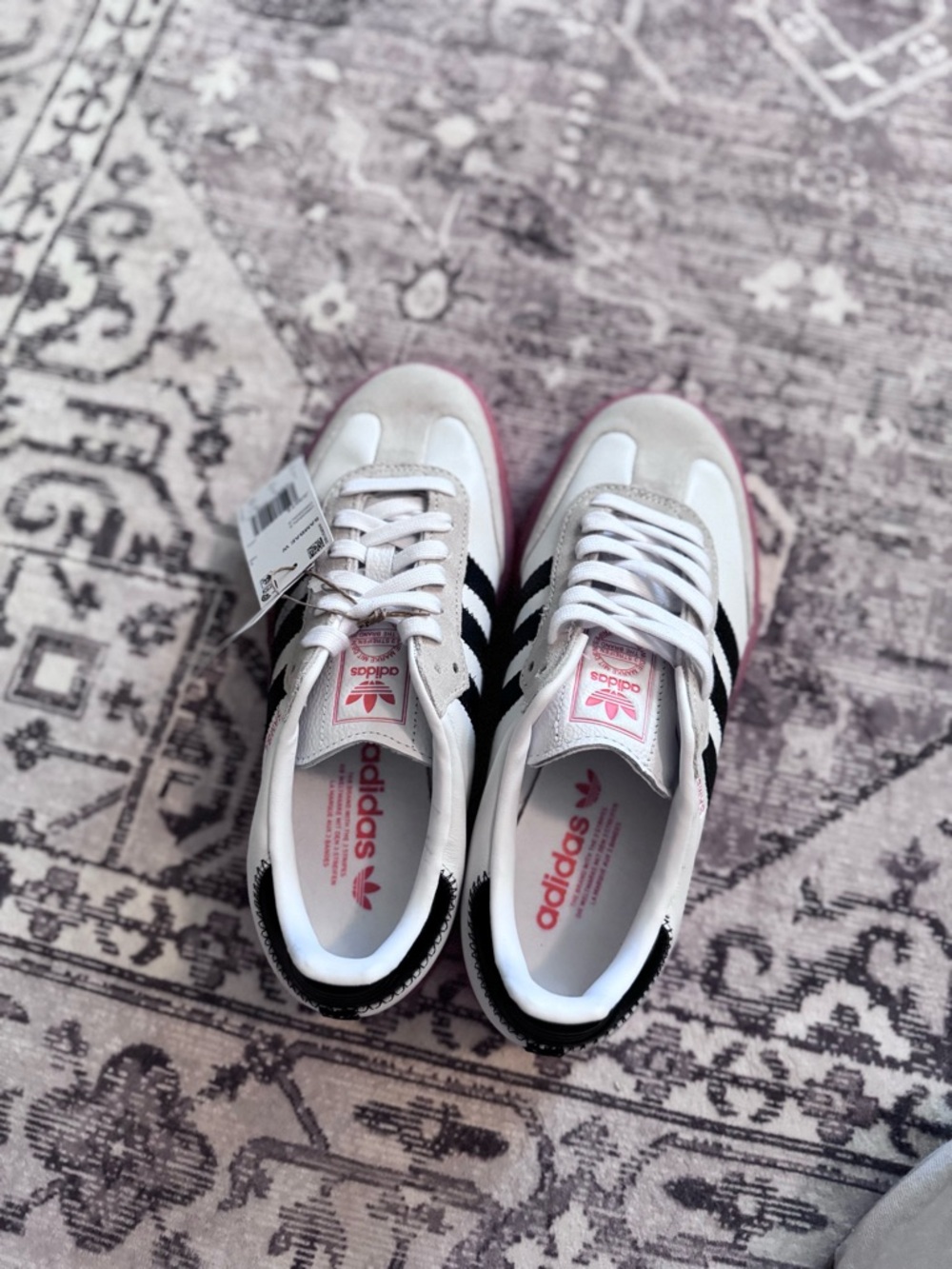 ADIDAS
Women's Adidas Sambae Shoes - Cloud White/Core Black/Semi Coral - Picture 4 of 6